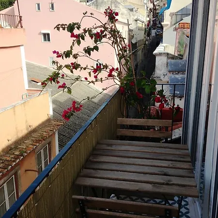 Charm & Light In Historic Center